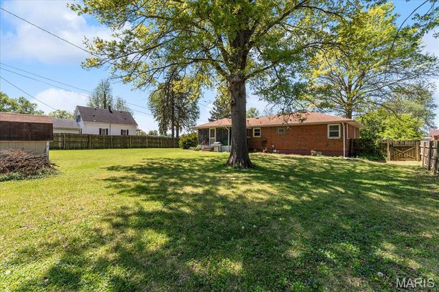 4028 Maryville Road, Granite City, IL 62040