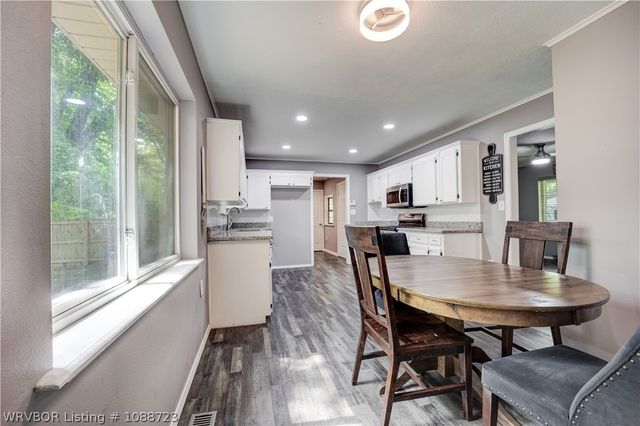 1208 N 26th Street, Van Buren, AR 72956