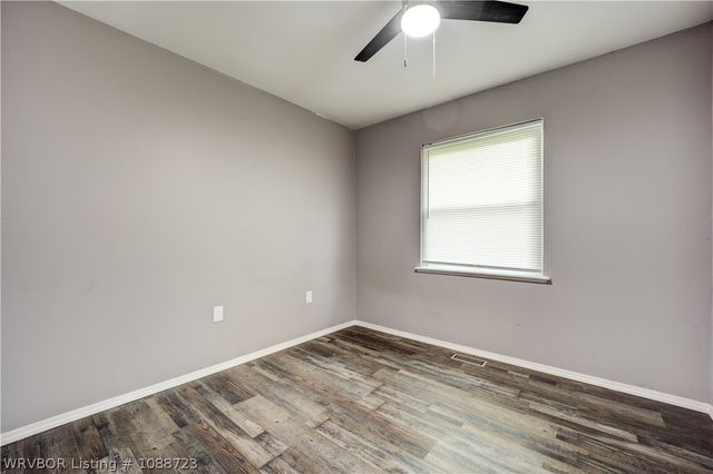 1208 N 26th Street, Van Buren, AR 72956