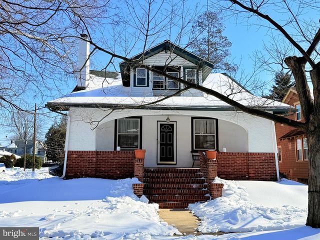 137 LESLIE AVE, Merchantville, NJ 08109