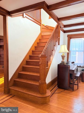 137 LESLIE AVE, Merchantville, NJ 08109