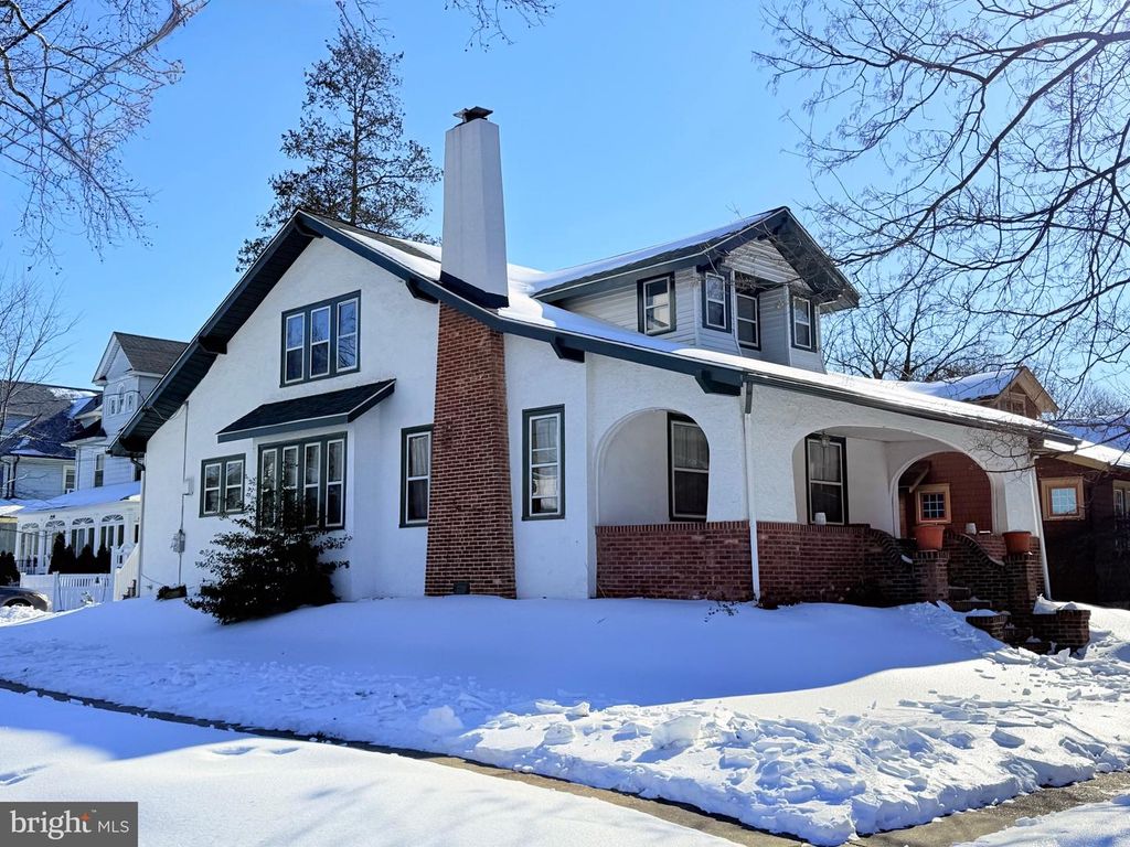 137 LESLIE AVE, Merchantville, NJ 08109