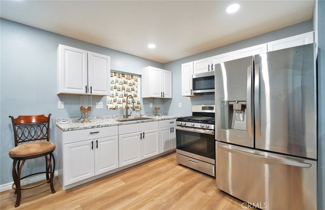 29083 Hook Creek, Cedar Glen, CA 92321