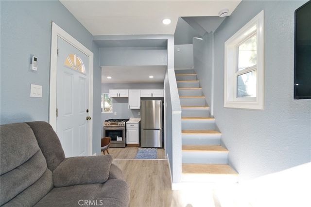 29083 Hook Creek, Cedar Glen, CA 92321