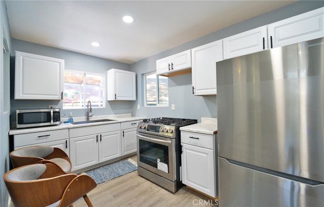 29083 Hook Creek, Cedar Glen, CA 92321