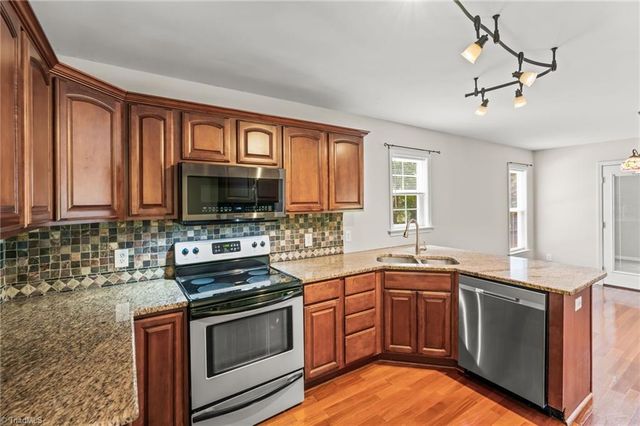 1512 Hampton Street, Lexington, NC 27295