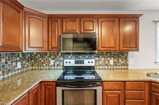 1512 Hampton Street, Lexington, NC 27295