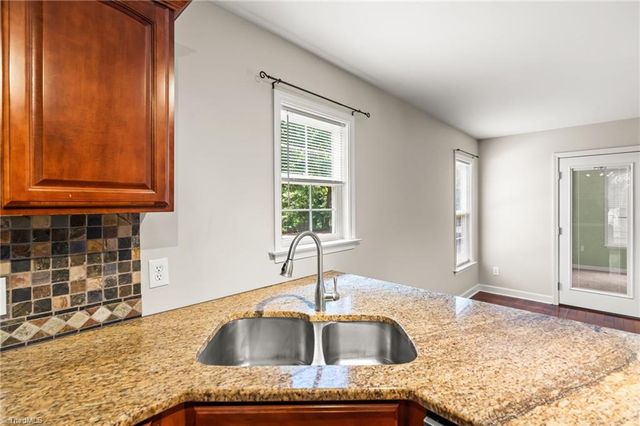1512 Hampton Street, Lexington, NC 27295