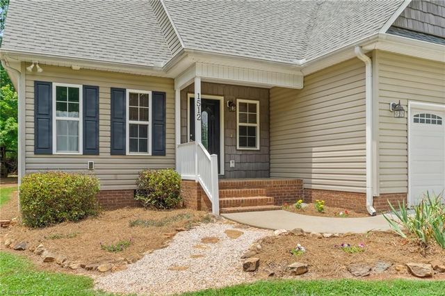 1512 Hampton Street, Lexington, NC 27295