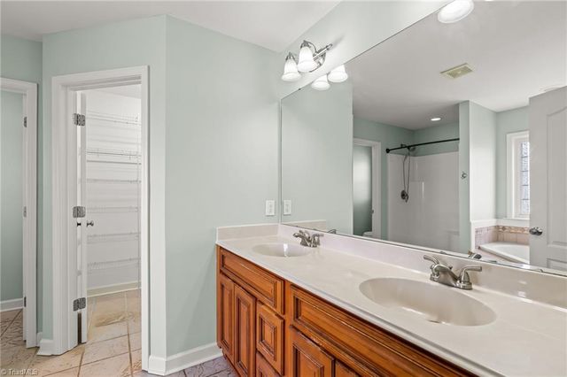 1512 Hampton Street, Lexington, NC 27295