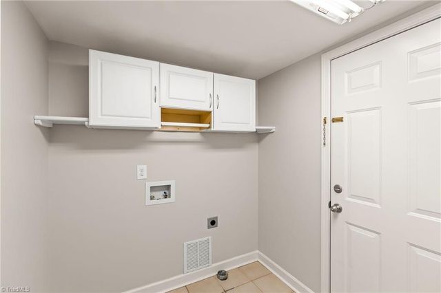 1512 Hampton Street, Lexington, NC 27295