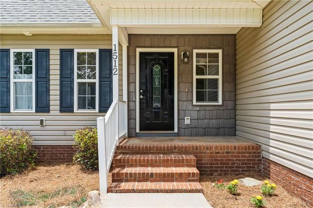1512 Hampton Street, Lexington, NC 27295