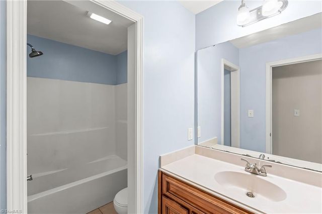 1512 Hampton Street, Lexington, NC 27295