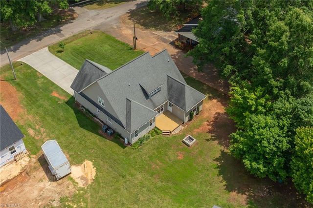 1512 Hampton Street, Lexington, NC 27295