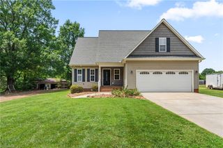 1512 Hampton Street, Lexington, NC 27295