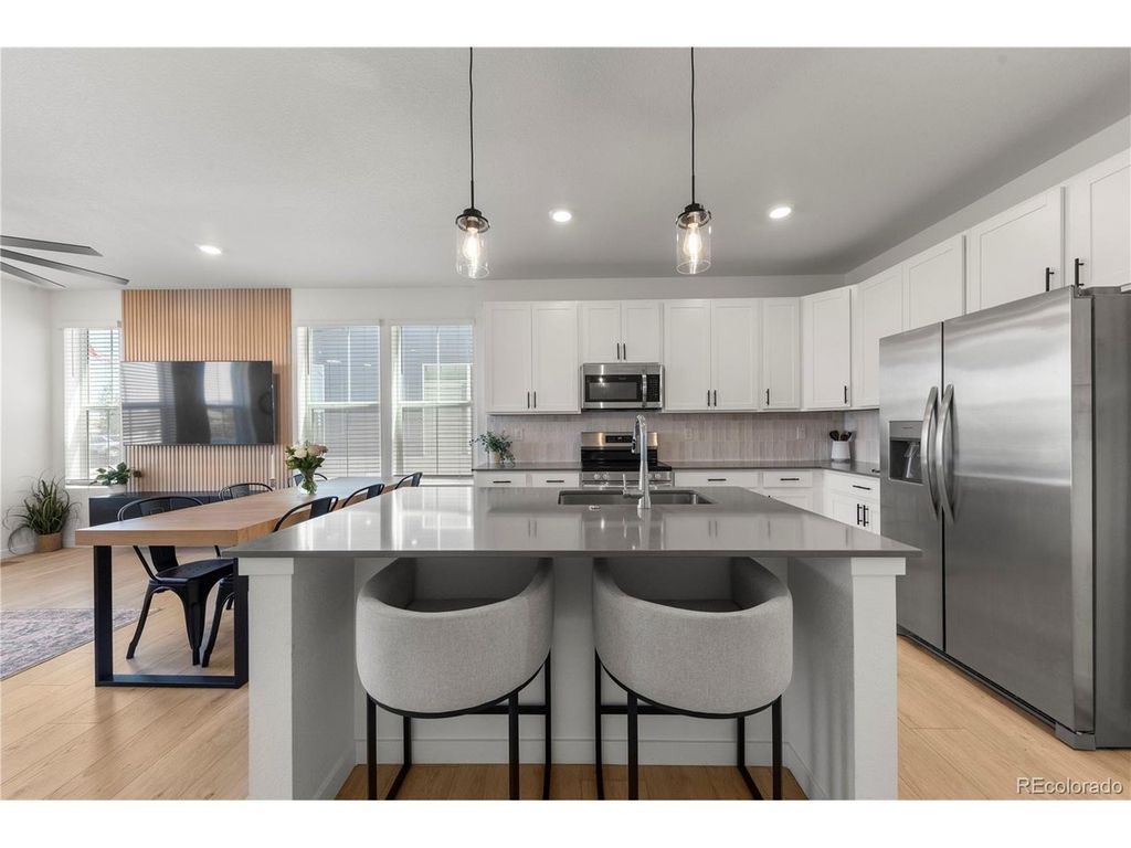 9152 Gladiola Way A, Arvada, CO 80005