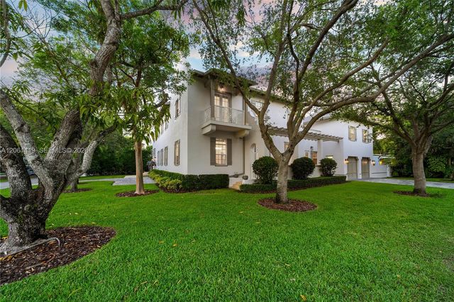 7745 SW 54th Ave, Miami, FL 33143