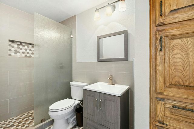 3502 Apache Forest DR, Austin, TX 78739