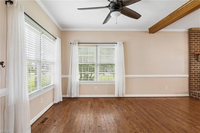 4120 Park ST, Hayes, VA 23072