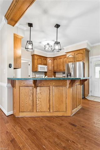 4120 Park ST, Hayes, VA 23072