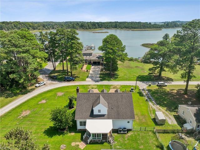 4120 Park ST, Hayes, VA 23072