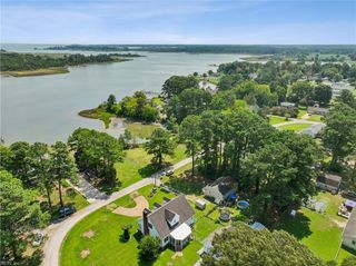 4120 Park ST, Hayes, VA 23072