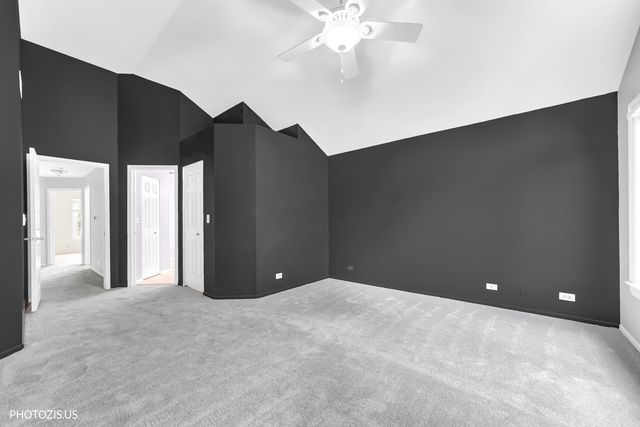 30W111 Fairfax Court 30w111, Warrenville, IL 60555