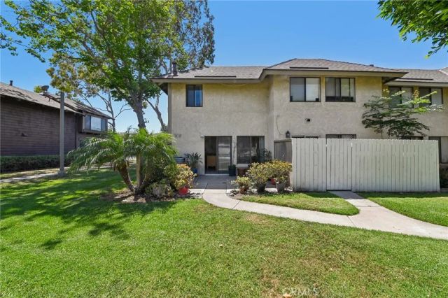 956 S Downey Place, Anaheim, CA 92804