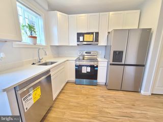 512 PORT STREET, Baltimore, MD 21205