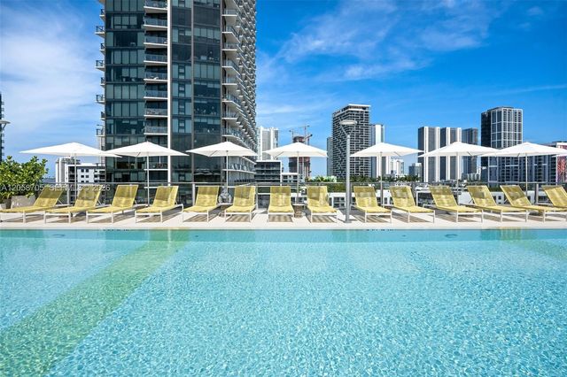 90 NE 32nd ST 414, Miami, FL 33137