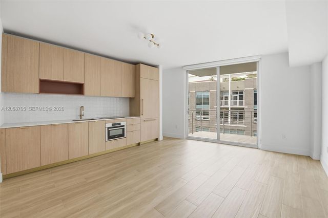 90 NE 32nd ST 414, Miami, FL 33137