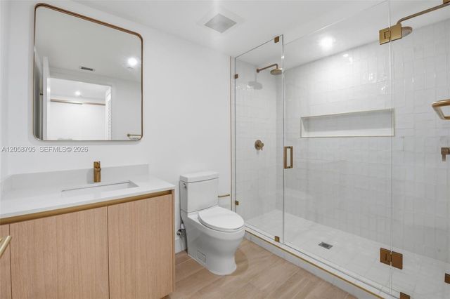 90 NE 32nd ST 414, Miami, FL 33137