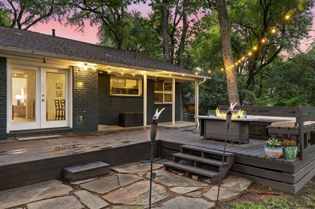 2320 Chart Drive, Dallas, TX 75228