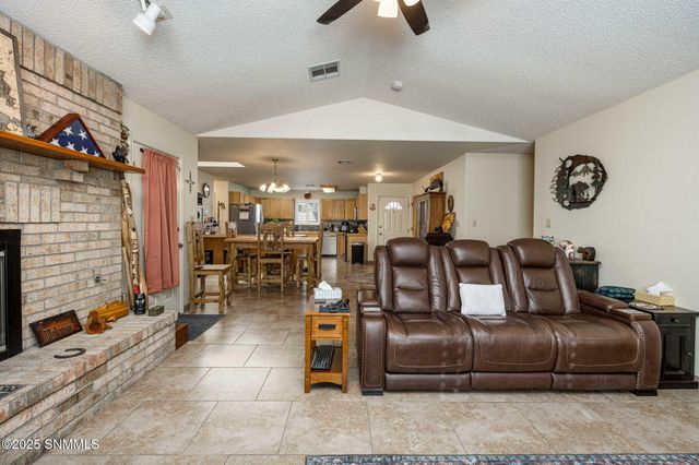 1030 Crossley Lane, Las Cruces, NM 88005