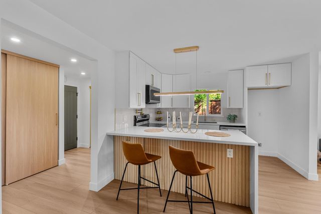 8895 Dixon Oaks Ln, Orangevale, CA 95662