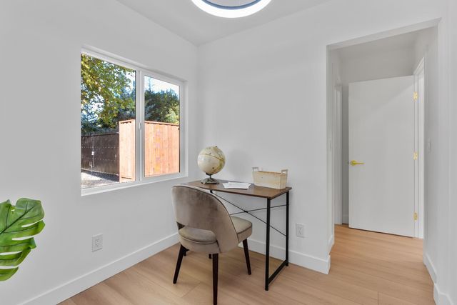 8895 Dixon Oaks Ln, Orangevale, CA 95662