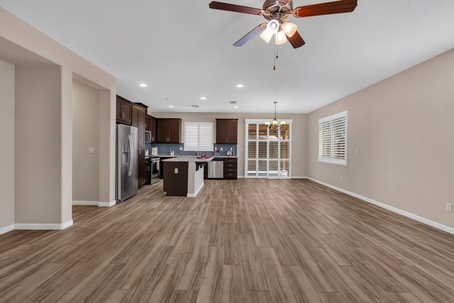 2580 Stone Creek Drive, Atwater, CA 95301