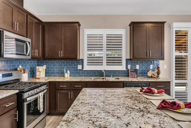 2580 Stone Creek Drive, Atwater, CA 95301