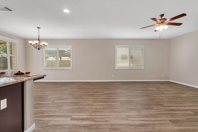 2580 Stone Creek Drive, Atwater, CA 95301