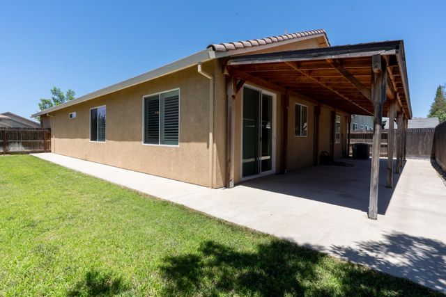 2580 Stone Creek Drive, Atwater, CA 95301