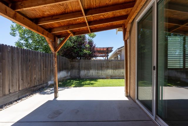 2580 Stone Creek Drive, Atwater, CA 95301