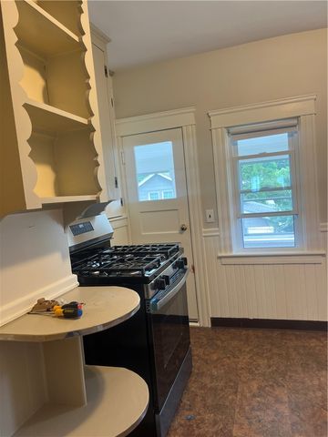 581 Woonasquatucket Avenue 2, Providence, RI 02911