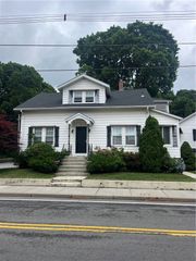 581 Woonasquatucket Avenue 2, Providence, RI 02911