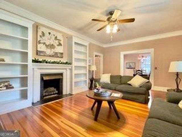 13 N Terrace N Avenue, Lindale, GA 30147