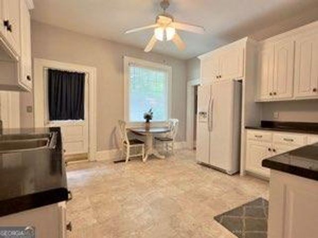 13 N Terrace N Avenue, Lindale, GA 30147