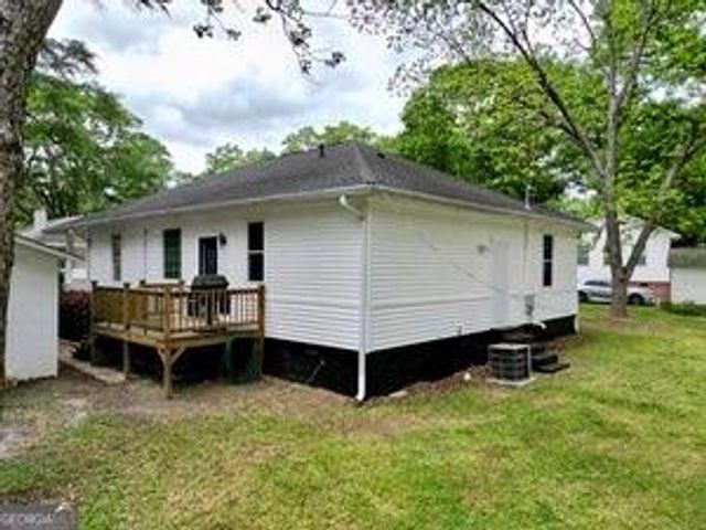 13 N Terrace N Avenue, Lindale, GA 30147