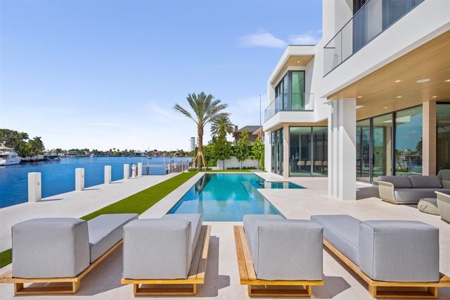 68 ISLA BAHIA Drive, Fort Lauderdale, FL 33316