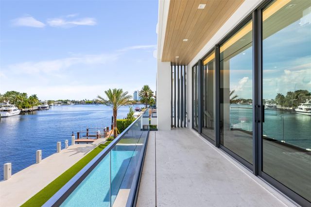 68 ISLA BAHIA Drive, Fort Lauderdale, FL 33316