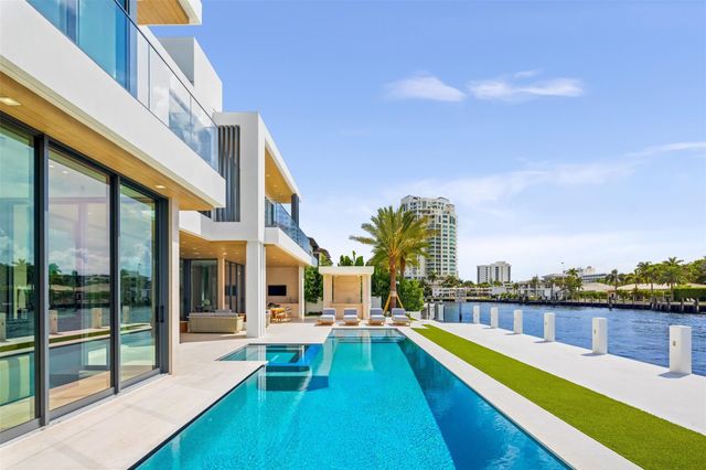 68 ISLA BAHIA Drive, Fort Lauderdale, FL 33316