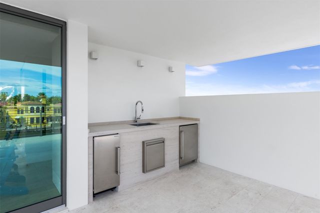 68 ISLA BAHIA Drive, Fort Lauderdale, FL 33316